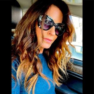 Meet your Posher, Melanie